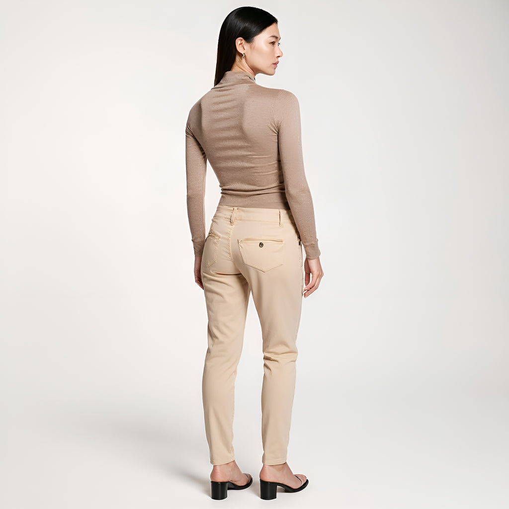 Fitted Turtleneck Top