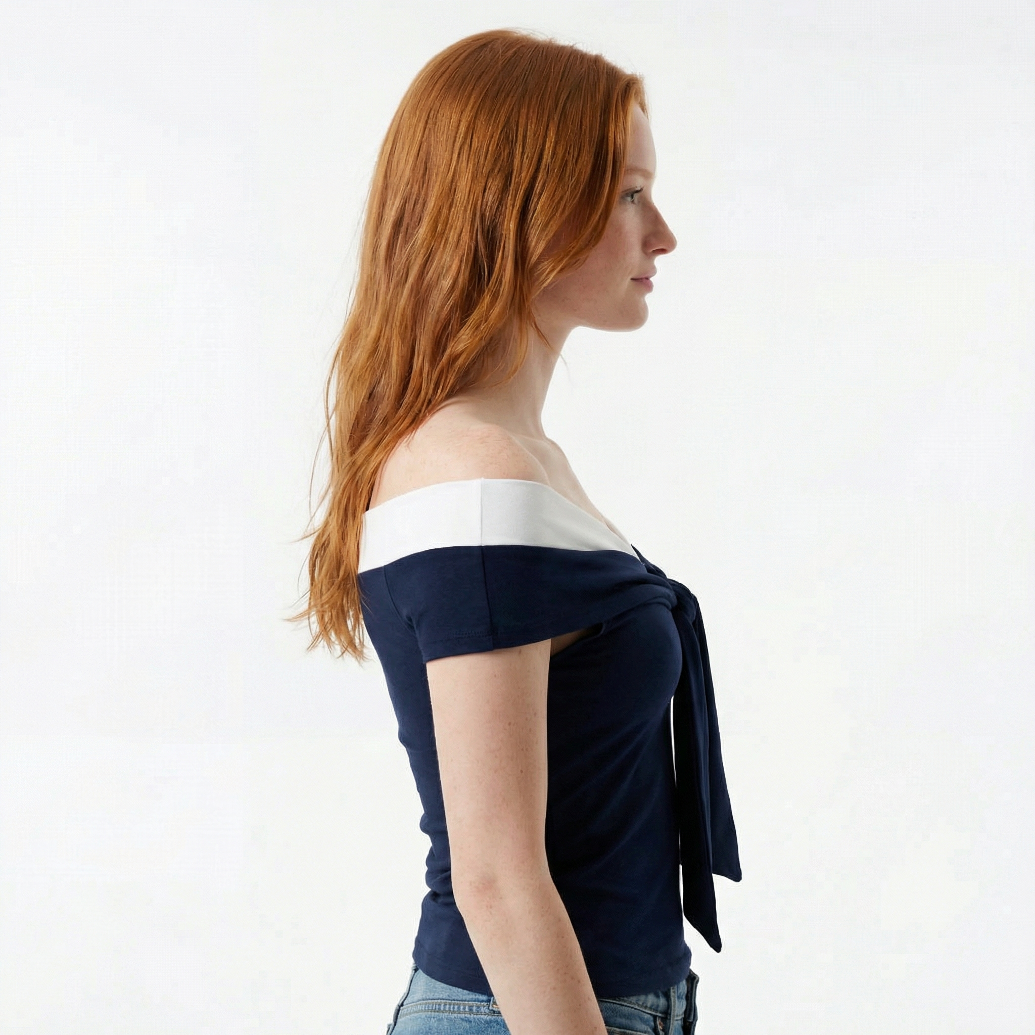 Amoura Fitted Viscose Jersey Top - Sleek Tailored Silhouette, Minimal Stretch Structure, Soft Breathable Fabric