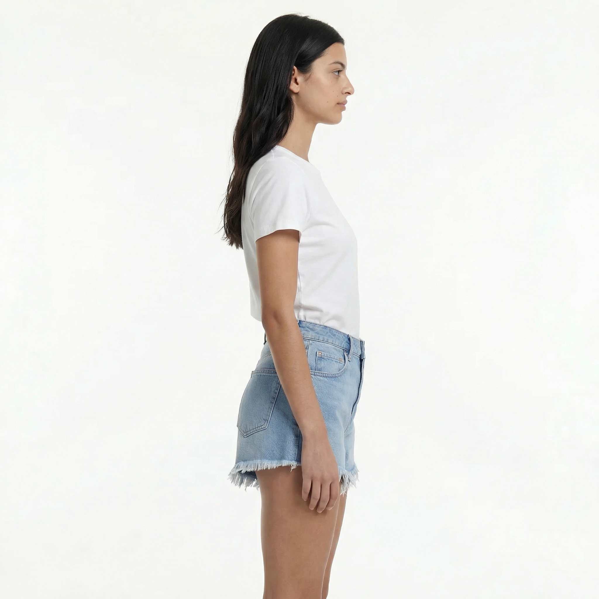 High-Waist Denim Shorts - Frayed Hem, Classic Five-Pocket Style, Casual Relaxed Fit